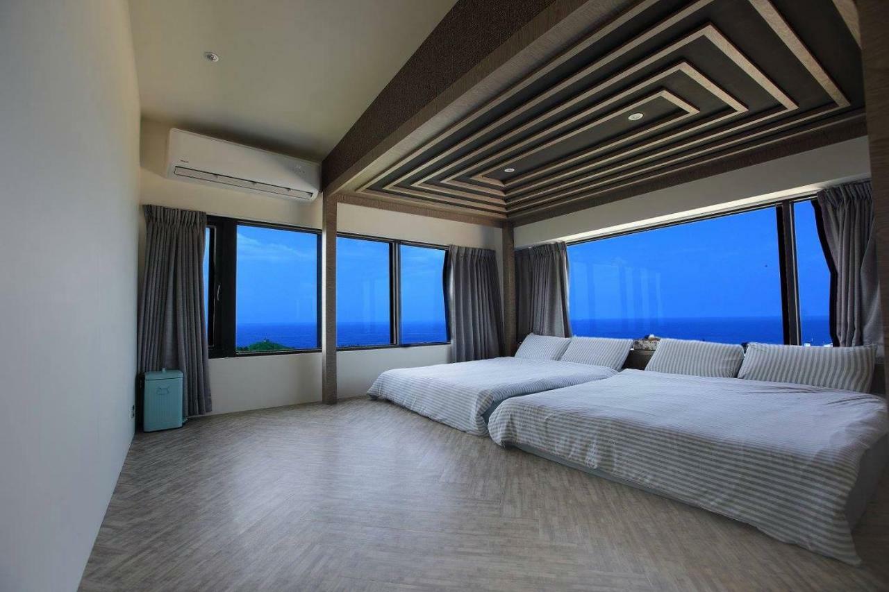 琉球茶室 現代館 Bed & Breakfast Xiaoliuqiu Exterior photo